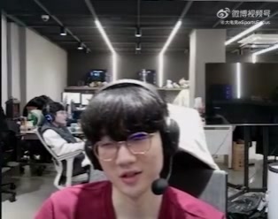 谈球吧很多男粉想和你交往！Viper：不要说这种话啦，我不是那种取向
